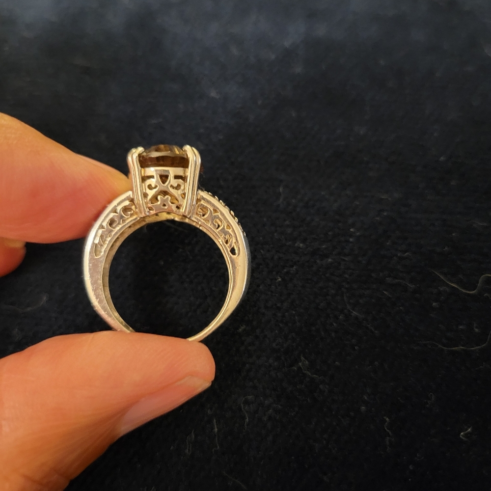 Topaz Ring - Picture 7 of 11